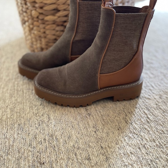 SAM EDELMAN LAGUNA CHELSEA BOOT - Picture 4 of 10
